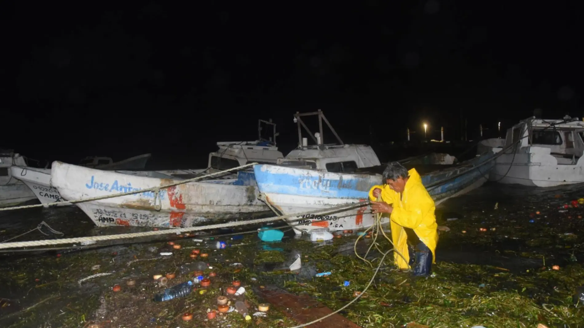 Huracán Milton se degrada a categoría 4 descartan que toque tierra en Yucatán